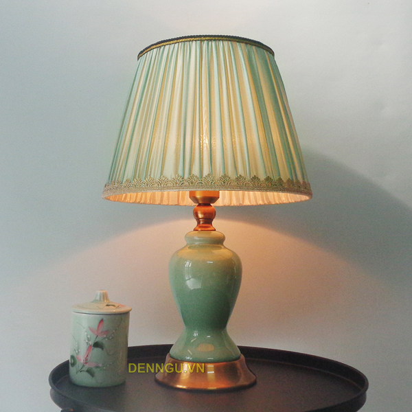 den-ngu-gom-db04-0212