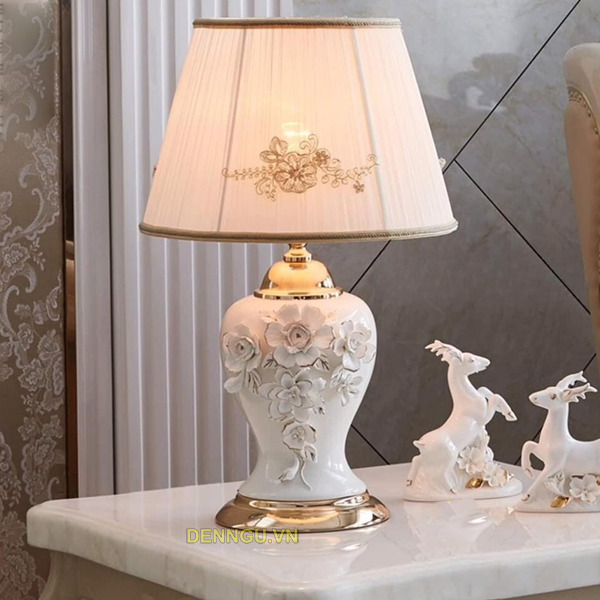 huong-dan-chon-mua-den-ngu-de-ban