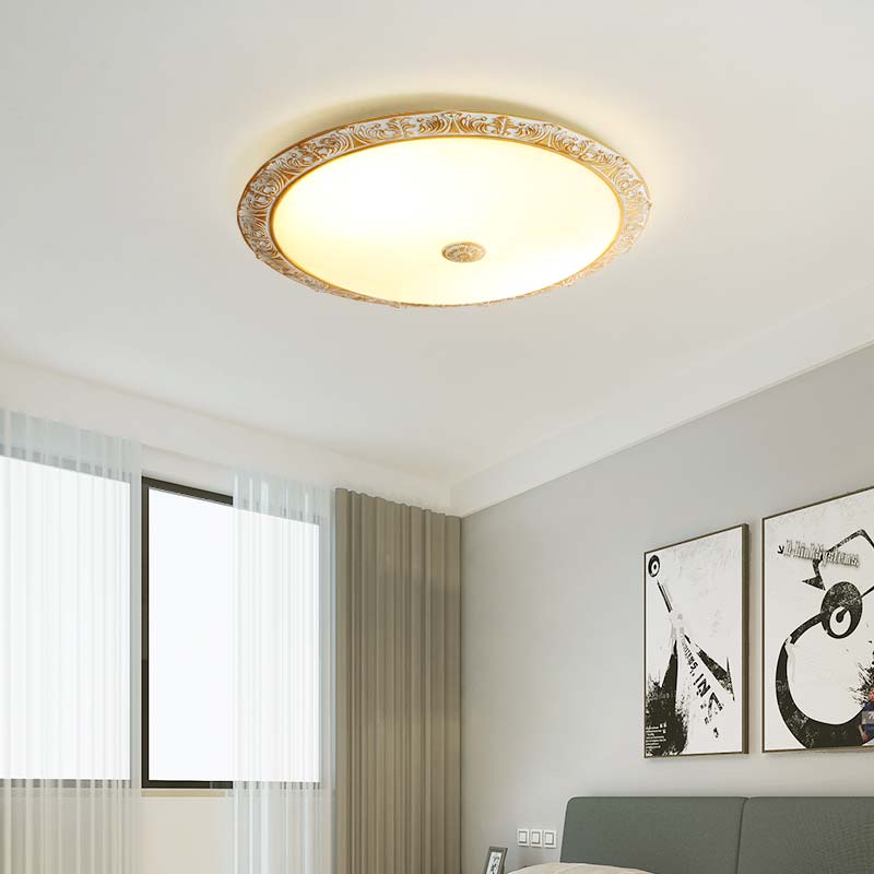 den-op-tran-cho-khong-gian-rong-lon